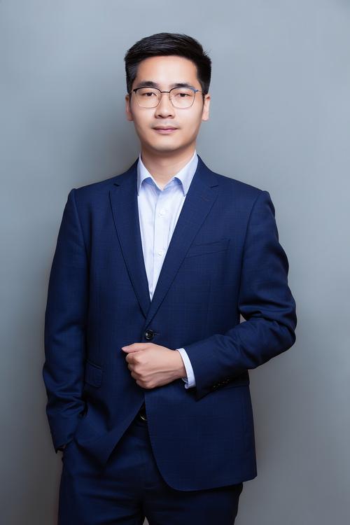 周三英 创始人 & 执行董事